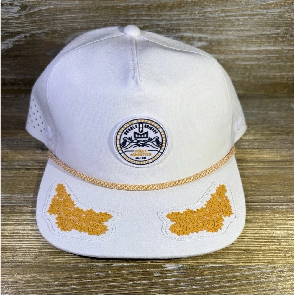 Melin Coronado Hydro Captains Hat White Gold Snapback Classic Size Small S NWT